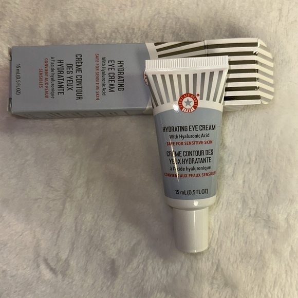 First Aid Beauty Hydrating Eye Cream With Hyaluronic Acid 15 ml New - Picture 3 of 6